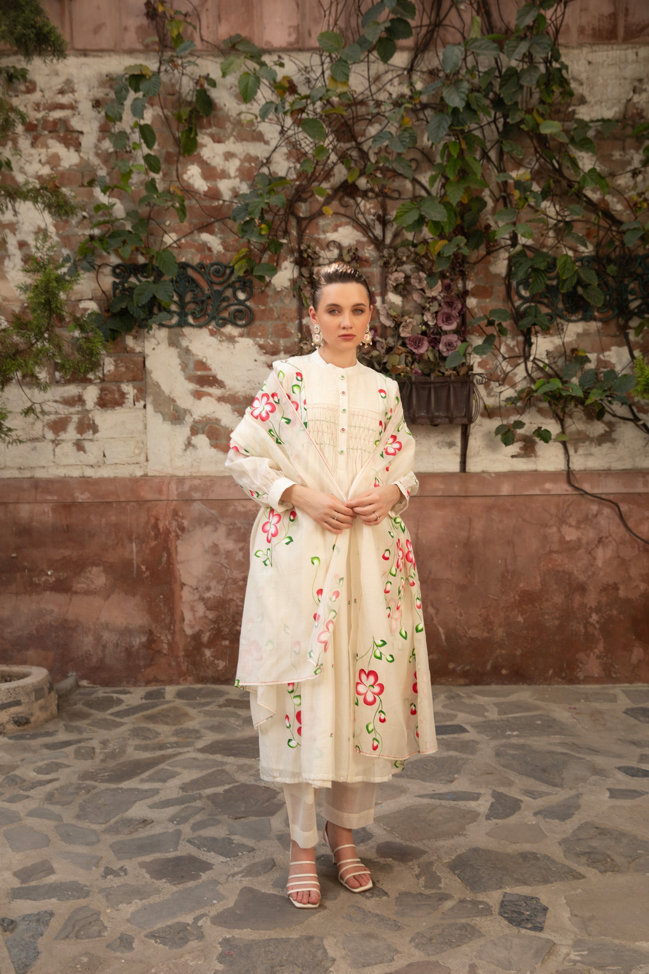 MEHERBAAN ANGRKHA KURTA SET IVORY
