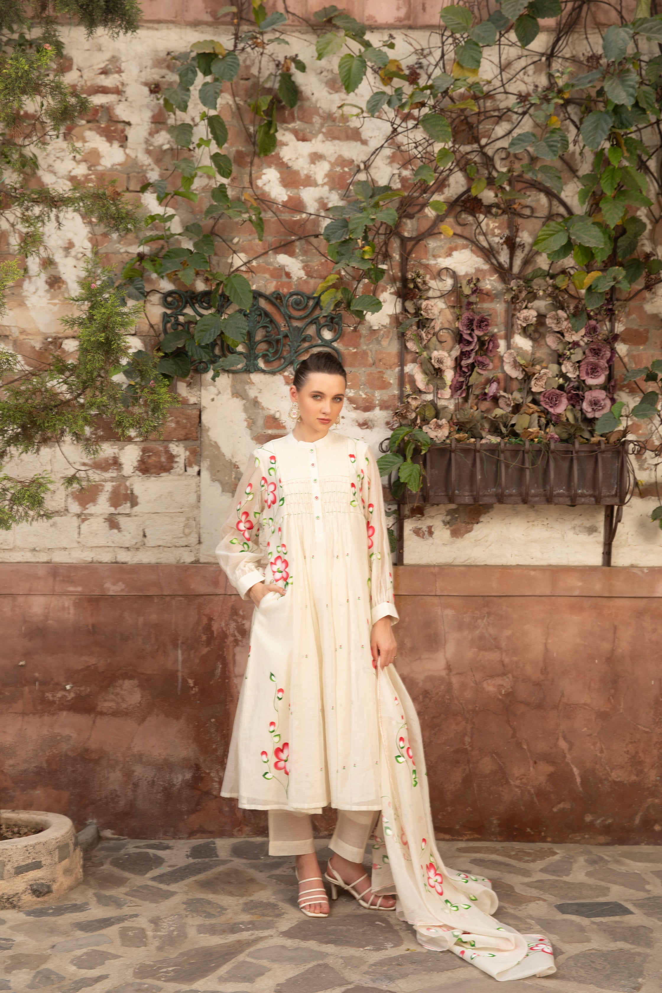 IVORY BLOOM KURTA SET