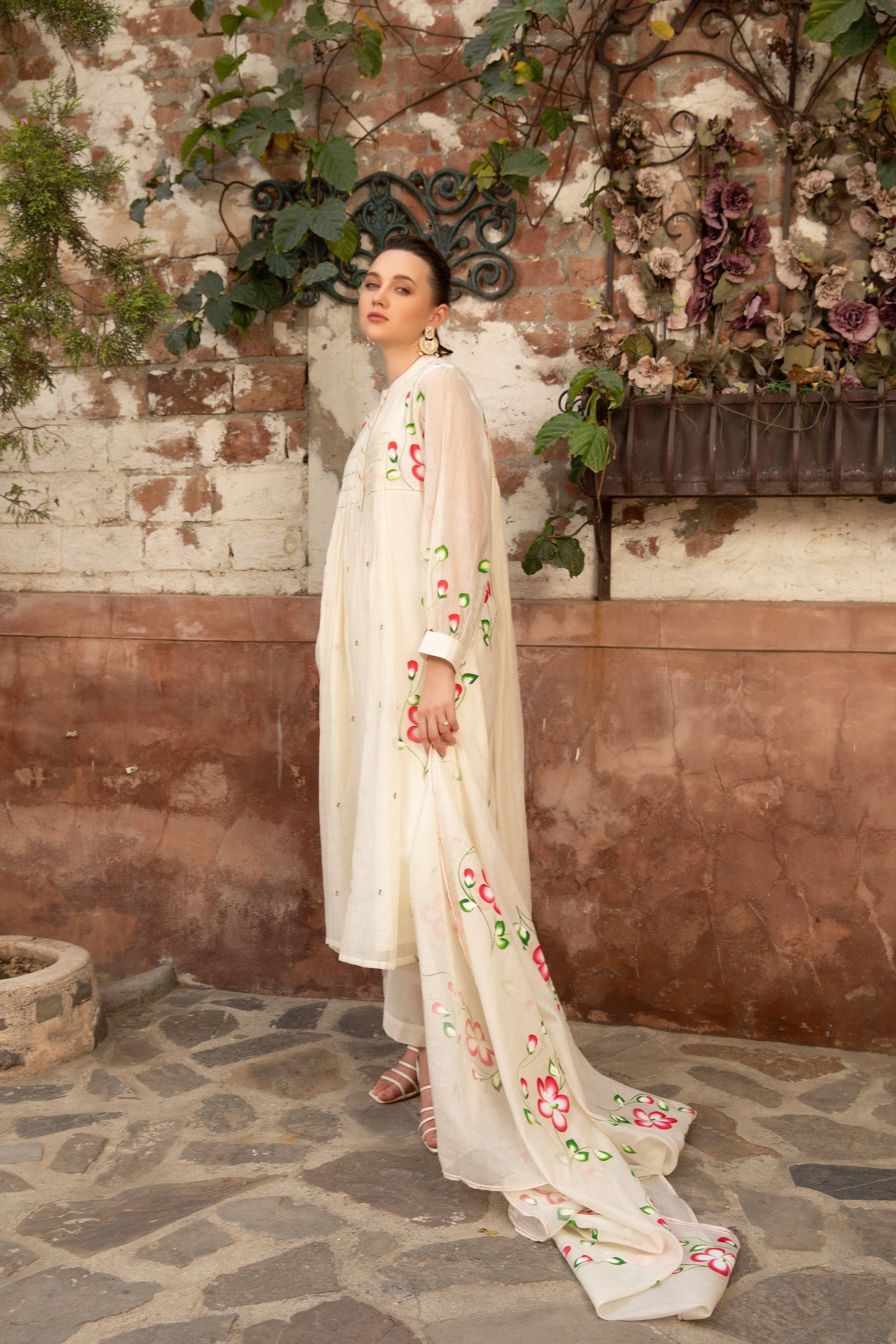 IVORY BLOOM KURTA SET