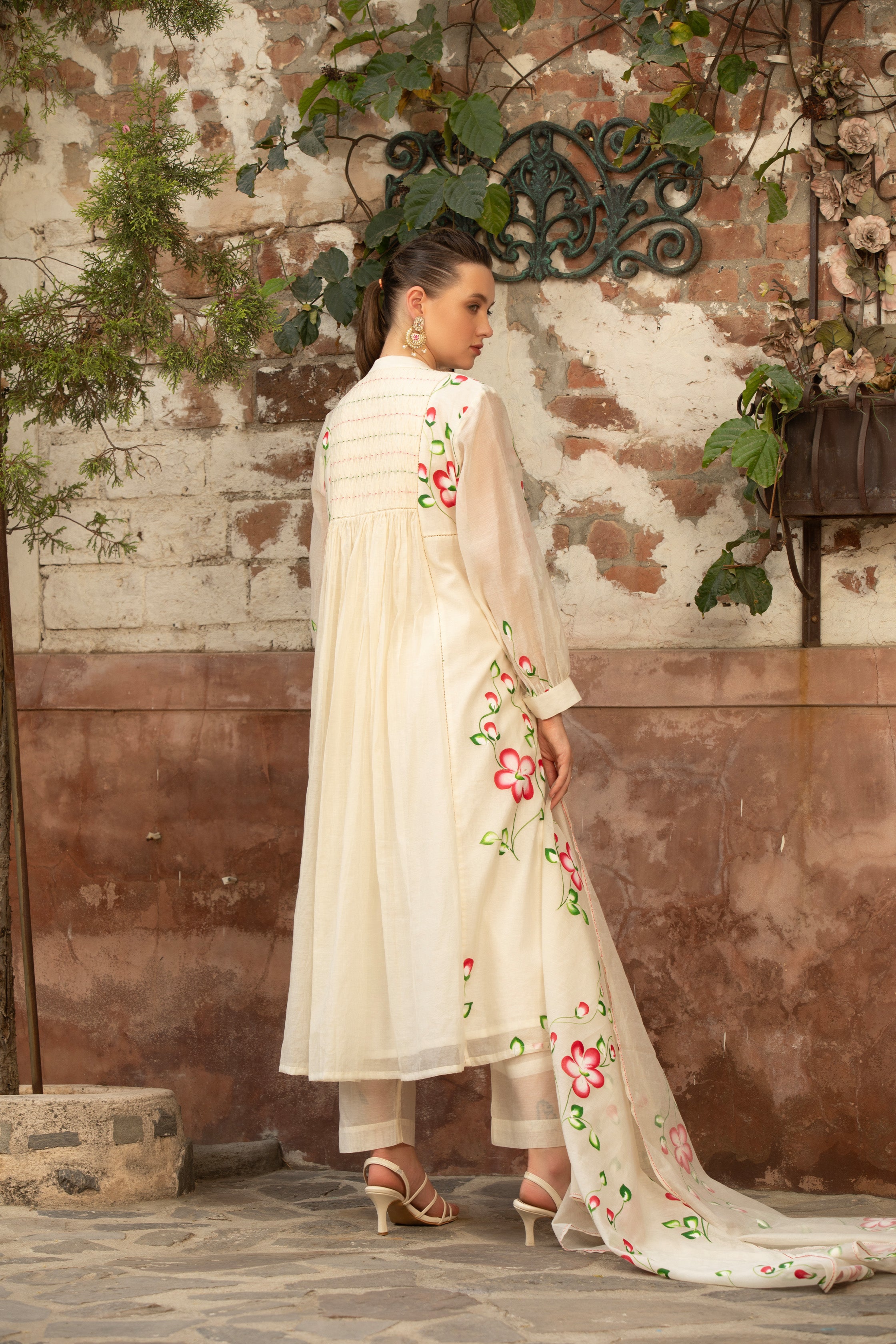 IVORY BLOOM KURTA SET