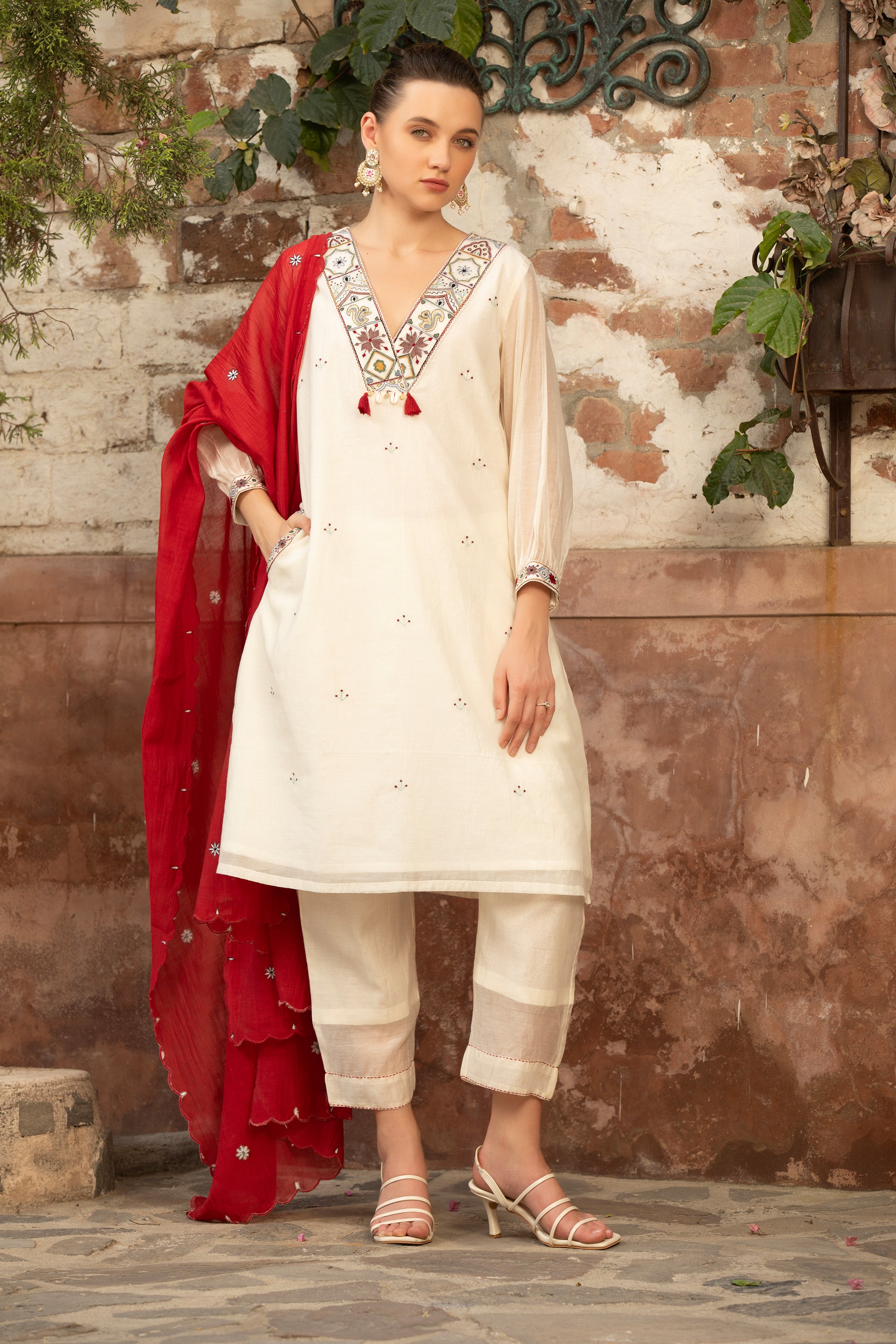 ROYAL CHARM KURTA SET