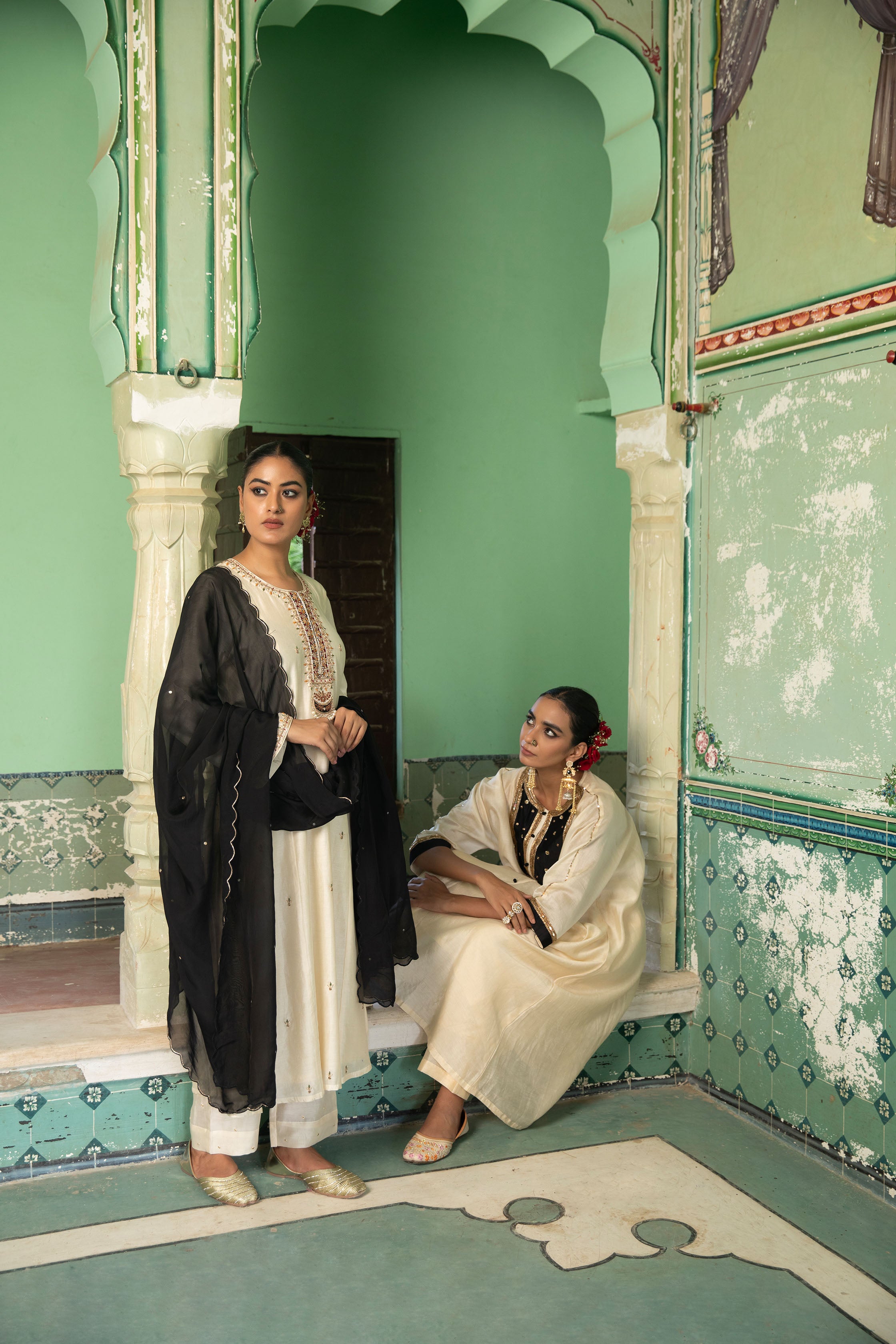 GOLD IVORY KURTA & PANT
