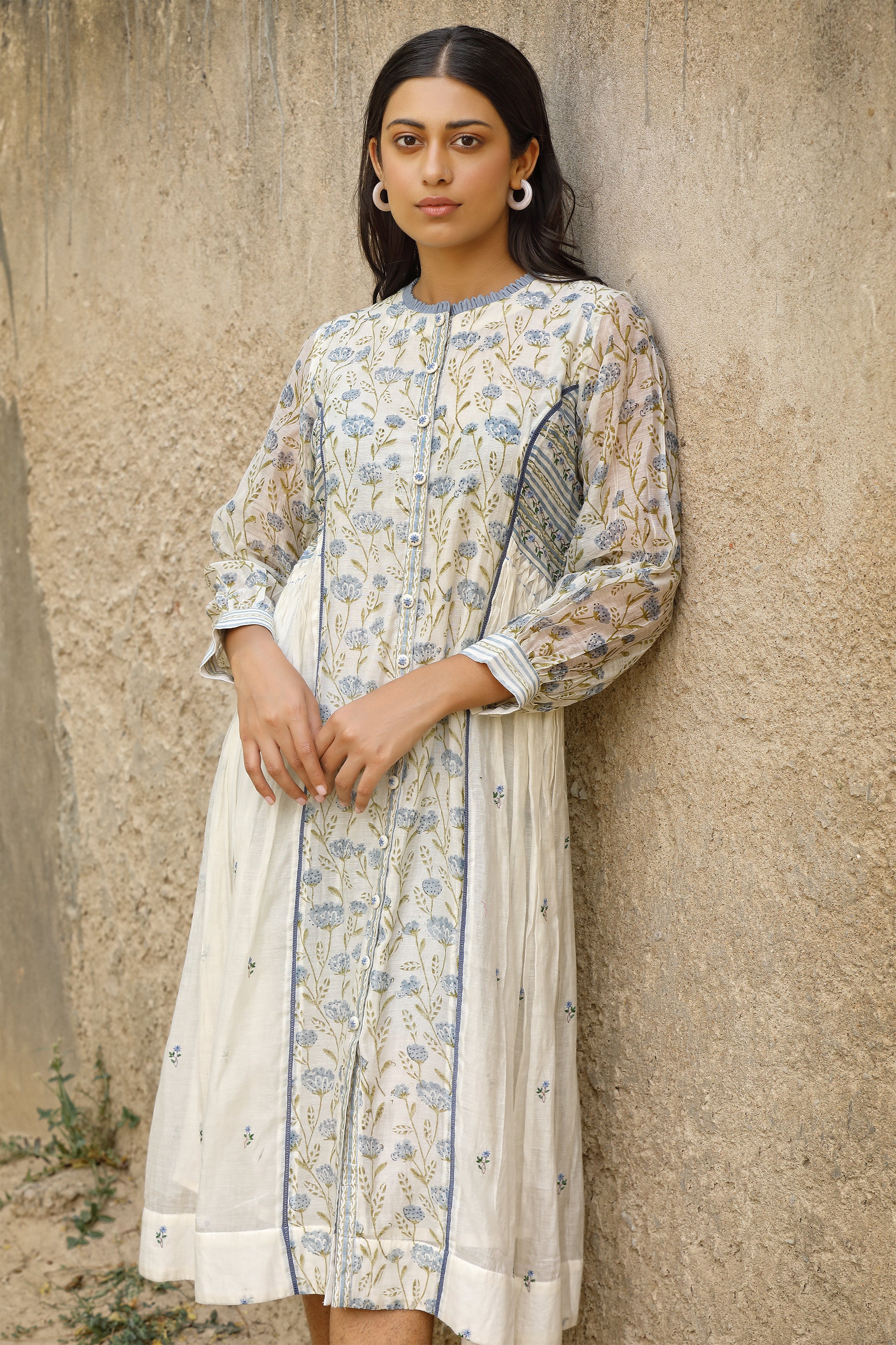 Collared Loops Dress in Off White with Bead and Thread Embroidery