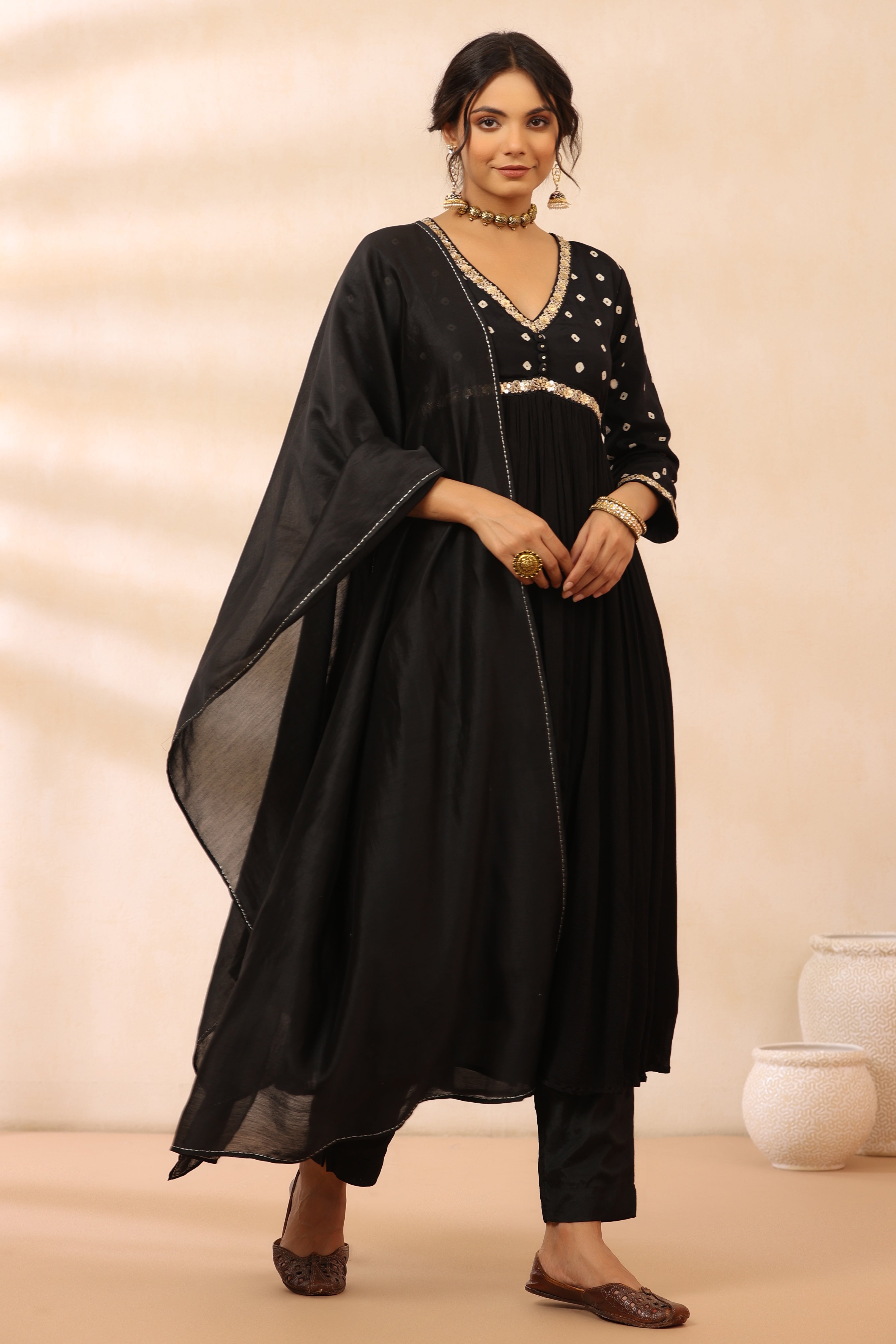 Black Aari Taari Suit Set