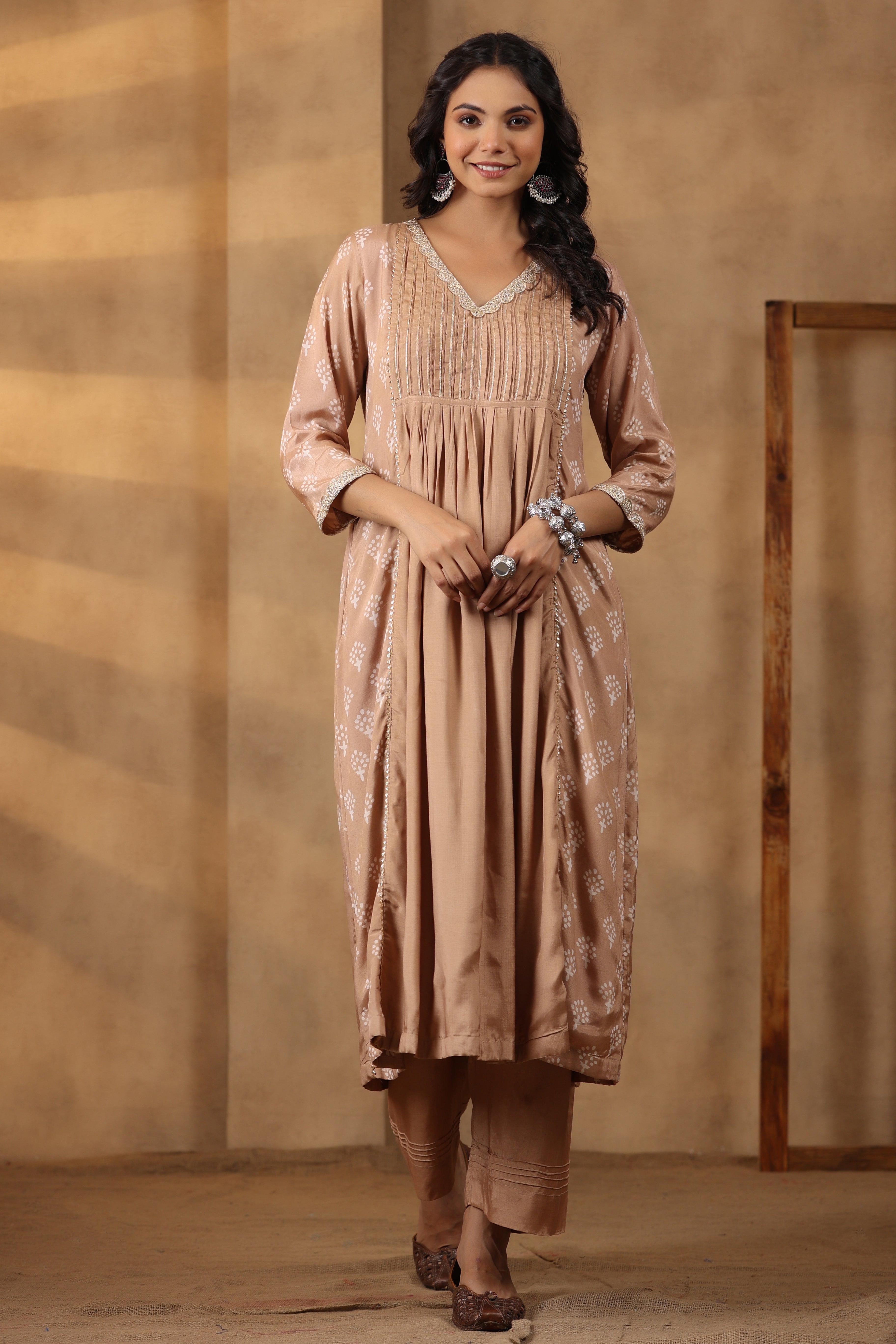 Bandhani Beige Gota Lace Suit Set