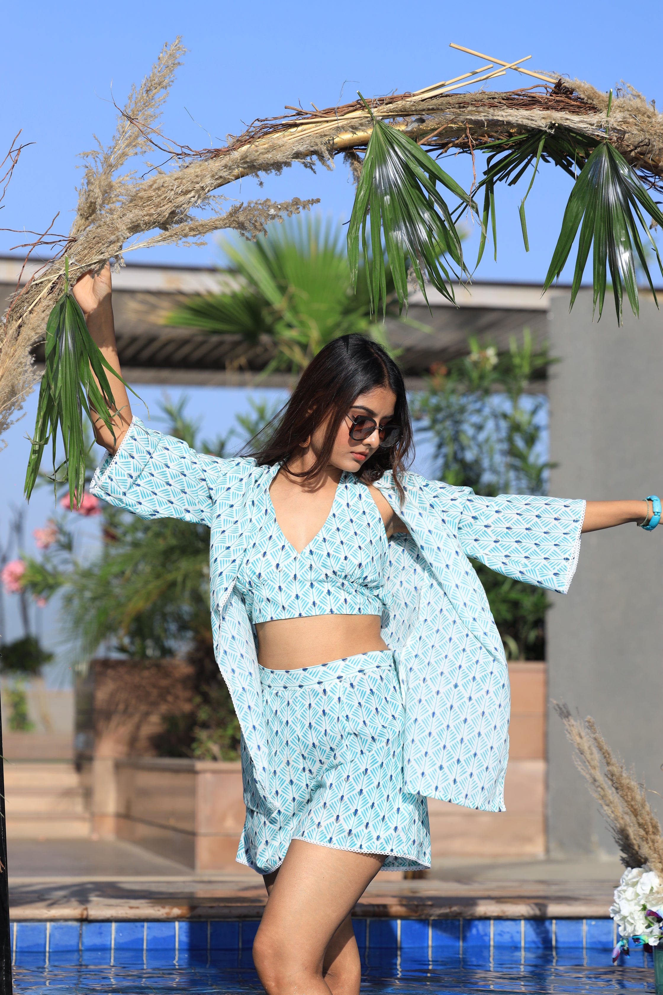 Rays of Life Shrug Set with Bustier Blue Top