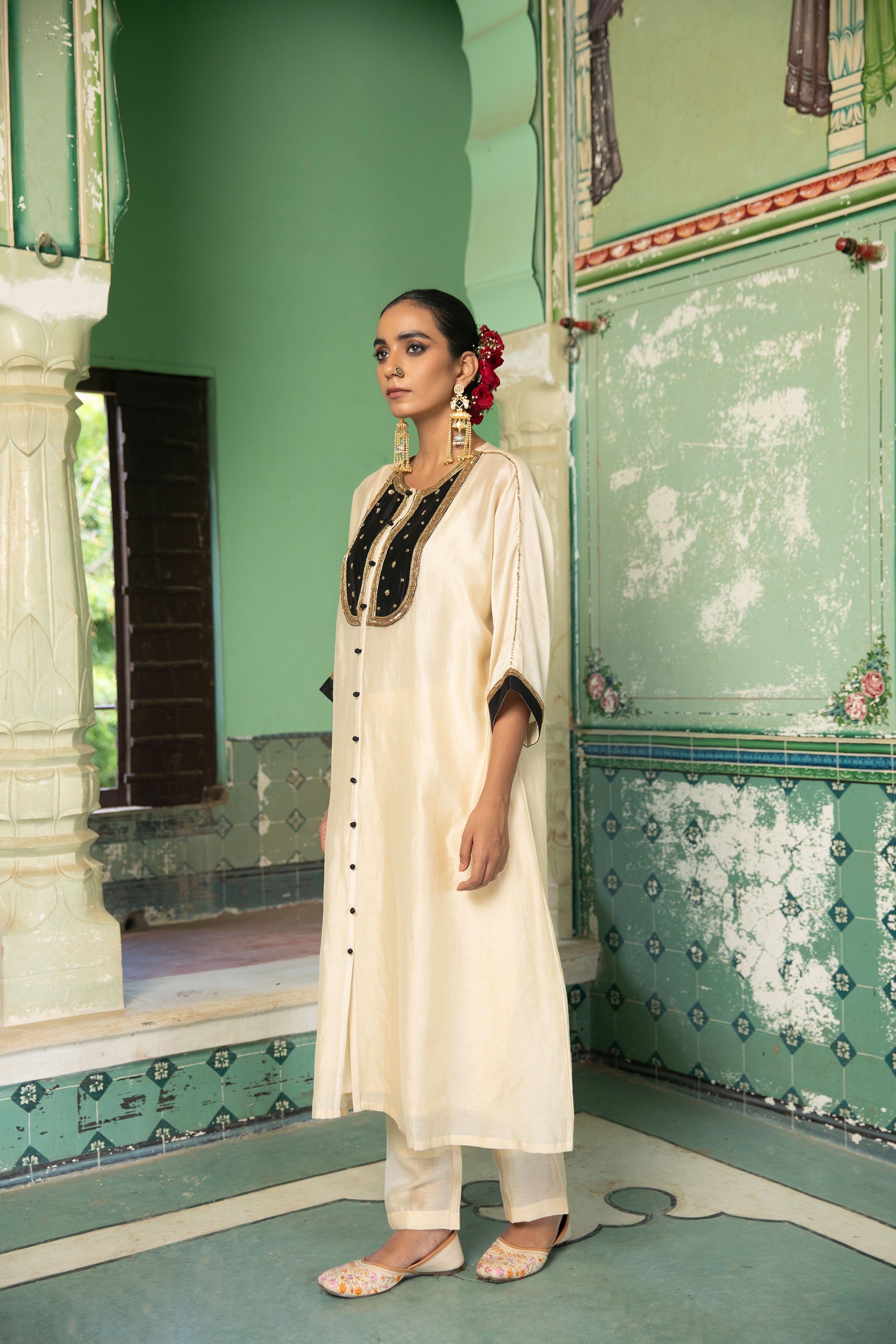 KURAT WITH INNER SLIP