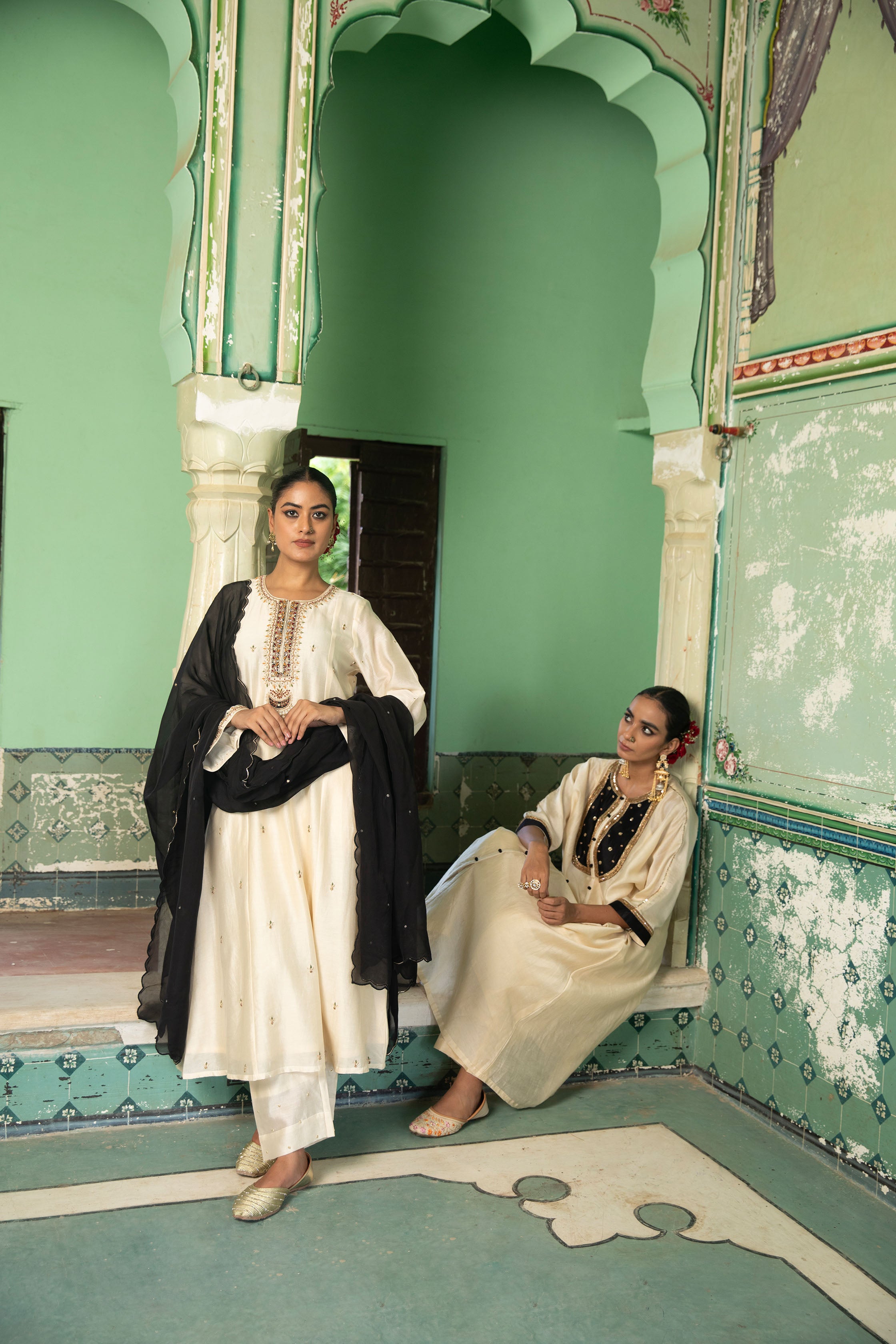 KURAT WITH INNER SLIP