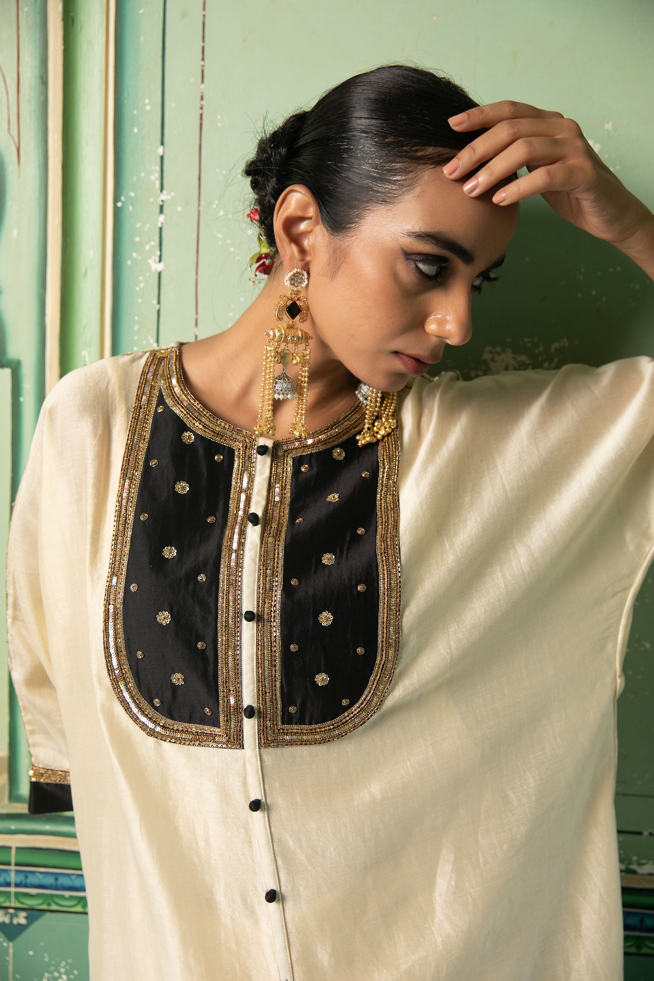 KURAT WITH INNER SLIP