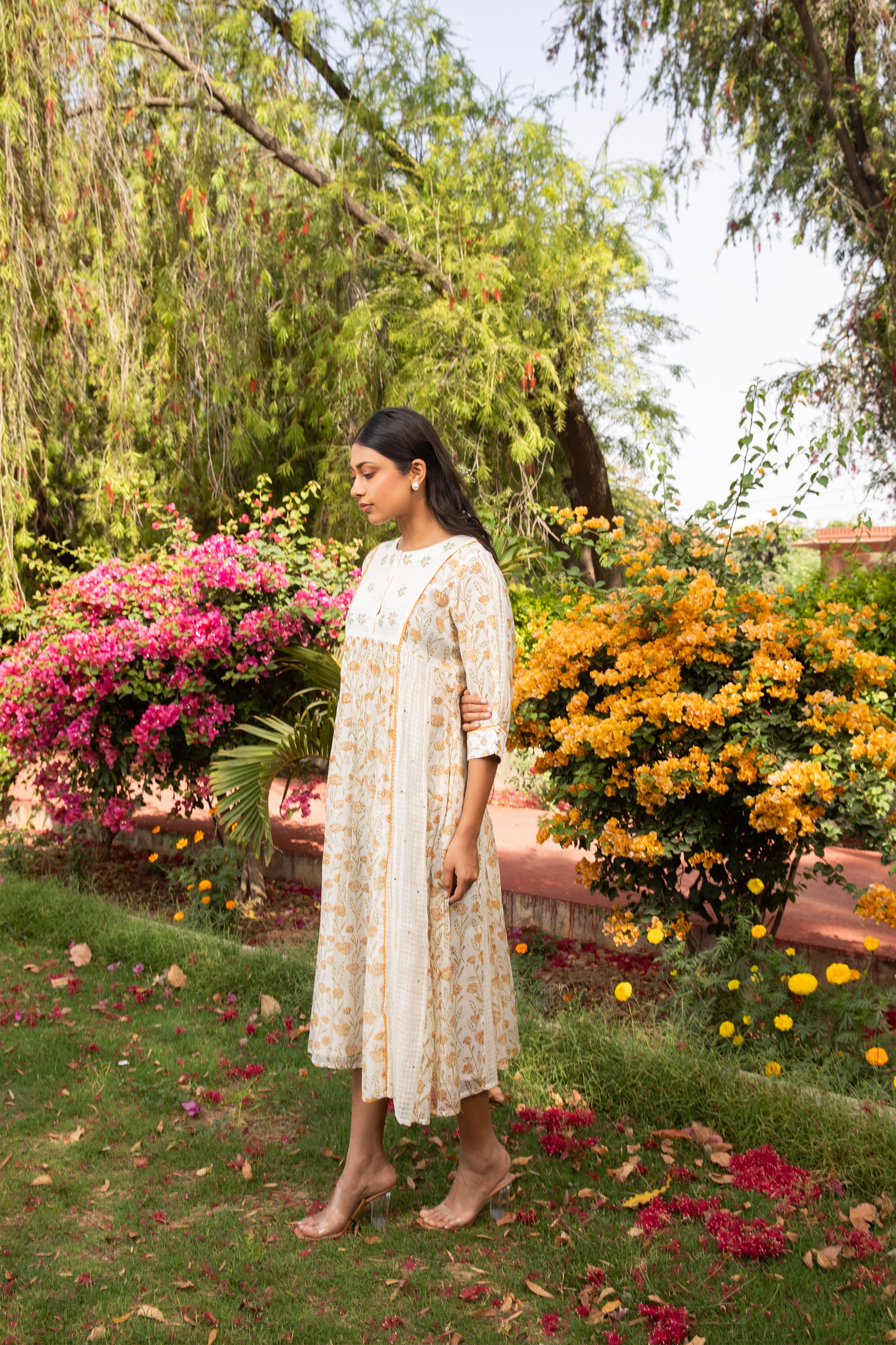 Yoke Kali Dobby Dress in Off White with Lace and Thread Embroidery