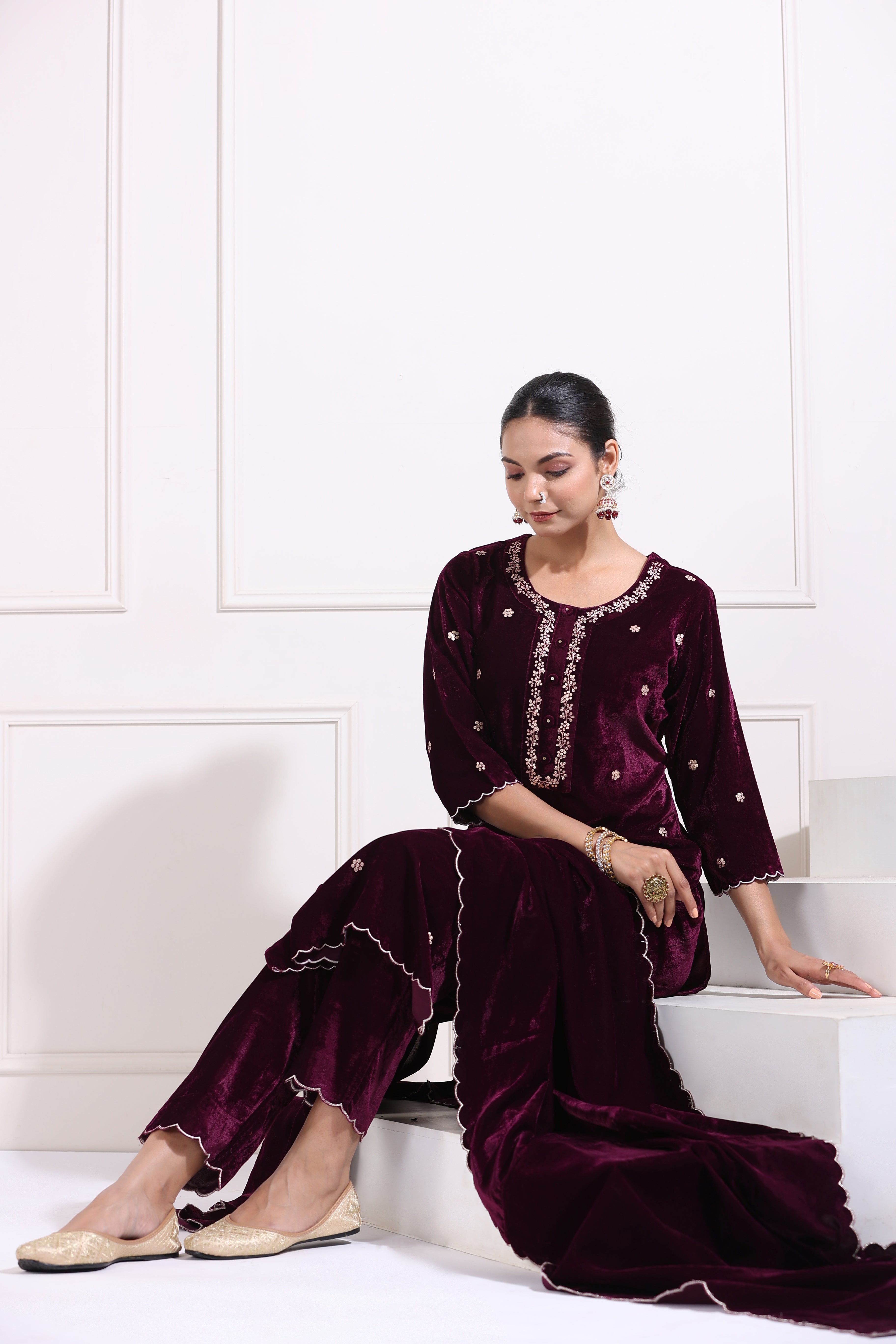 Wine Pittan Suit Set