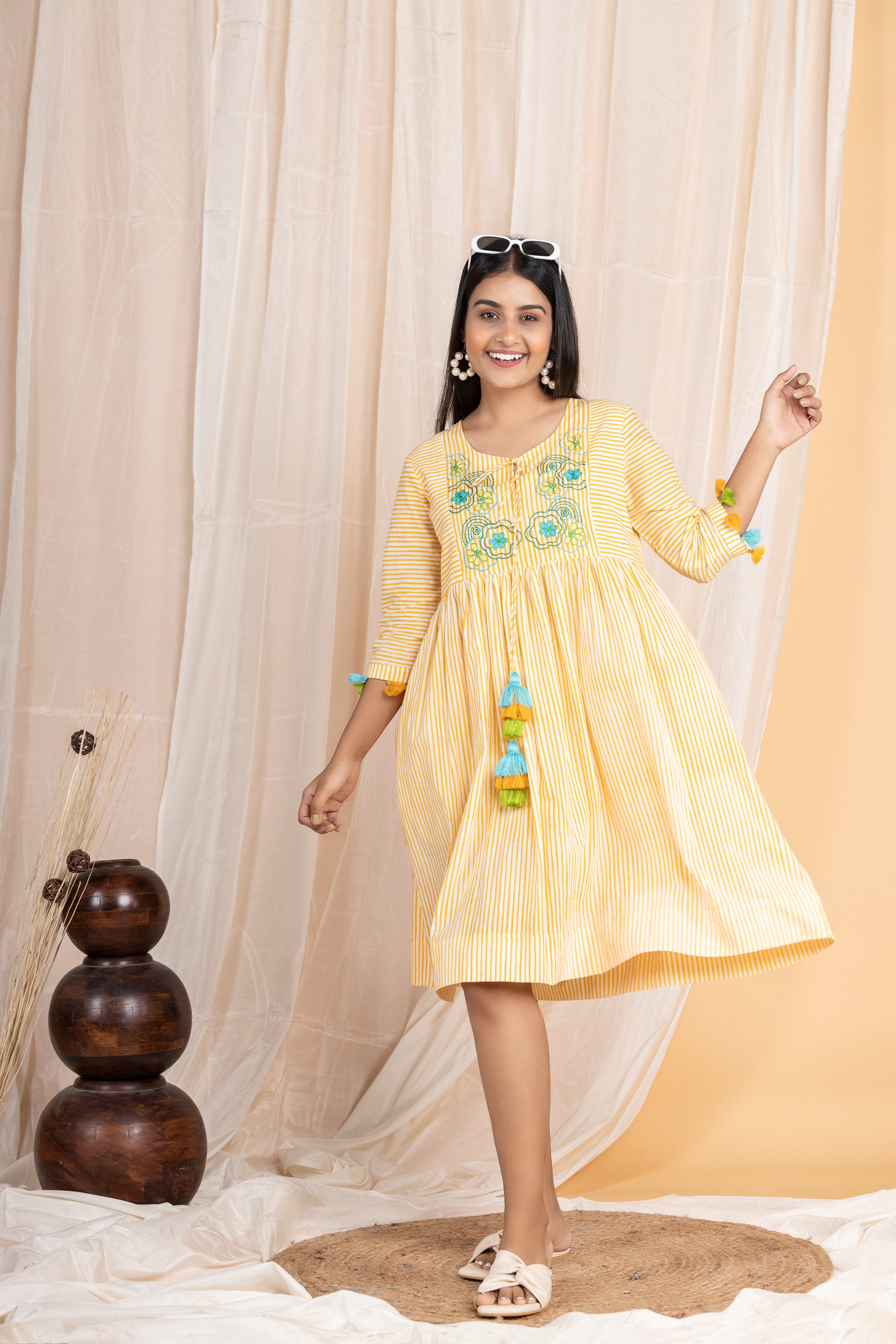 Yellow Dhari Embroidery Dress